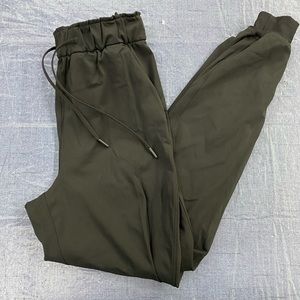 Lululemon stretch luxtreme high rise jogger